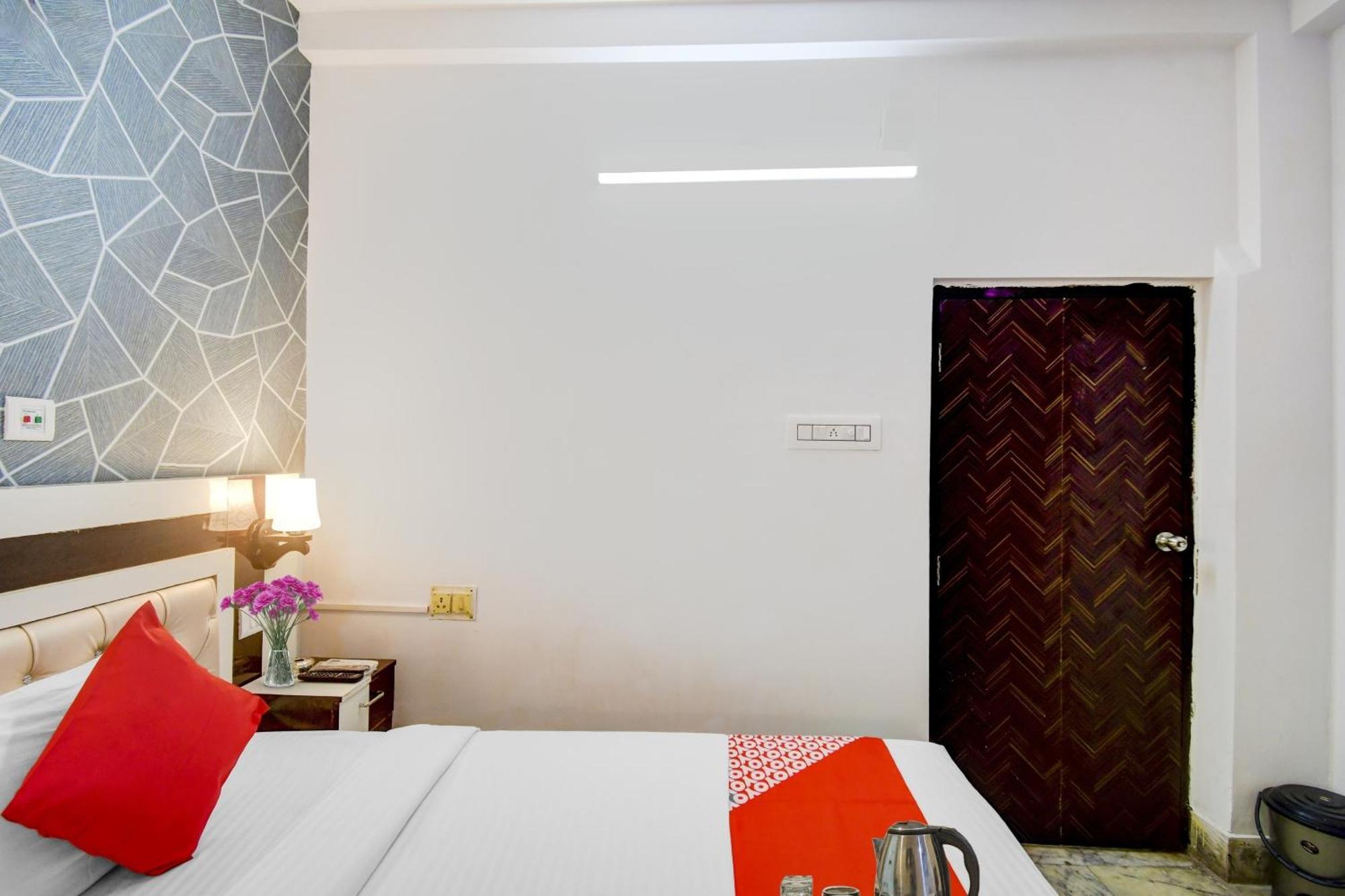 Hotel O The Nest Inn Near Acropolis Mall Jadabpur Экстерьер фото